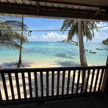 Ella'S Place Salang Tioman Kampong Ayer Batang Exterior photo